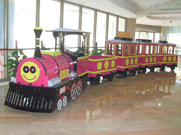 商場(chǎng)無(wú)軌小火車